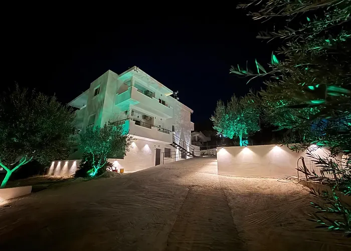 White House Dami Apartamento Sarandë